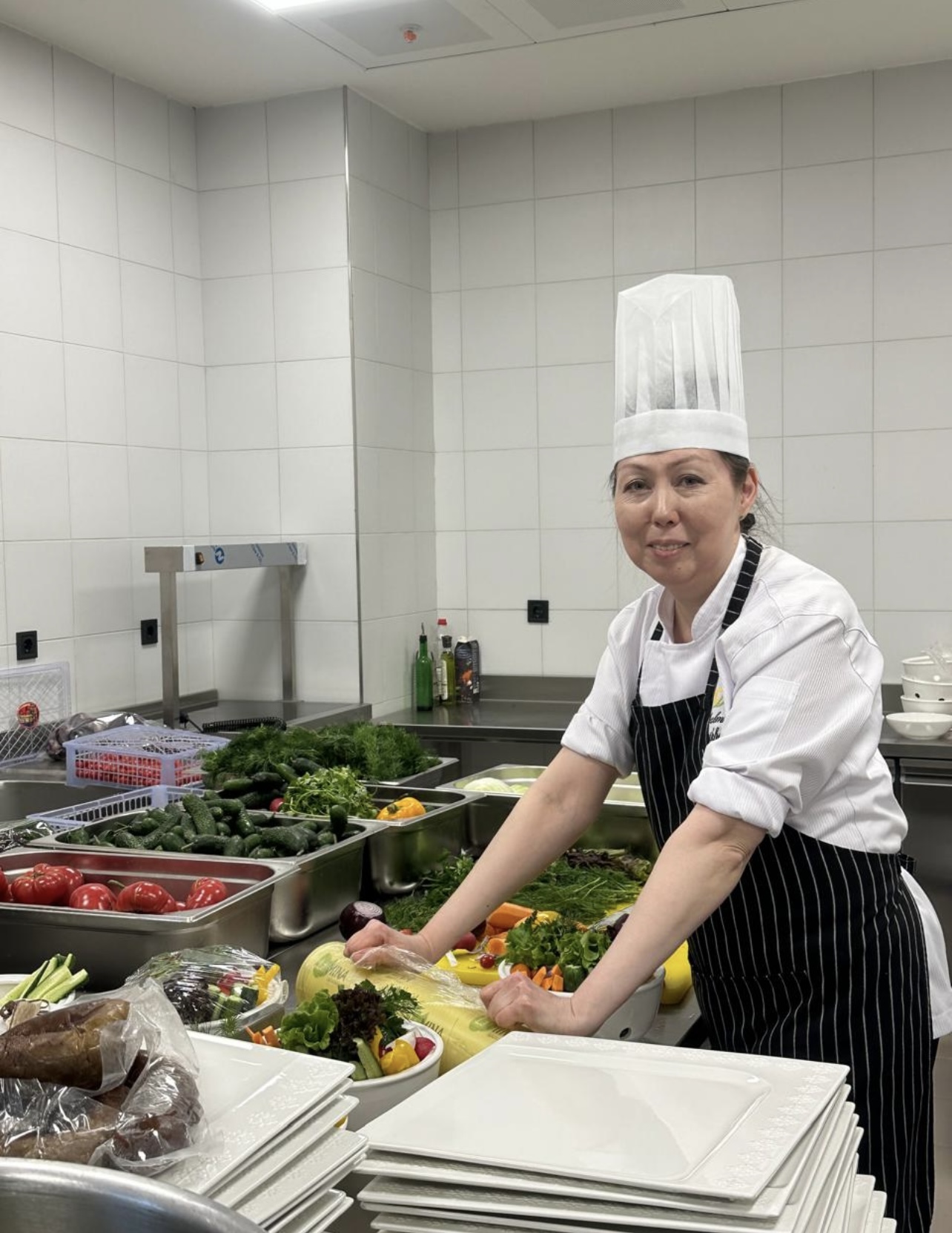 Год рабочих профессий: история шеф-повара ДАЗ УМТО Гульмиры Райхановой