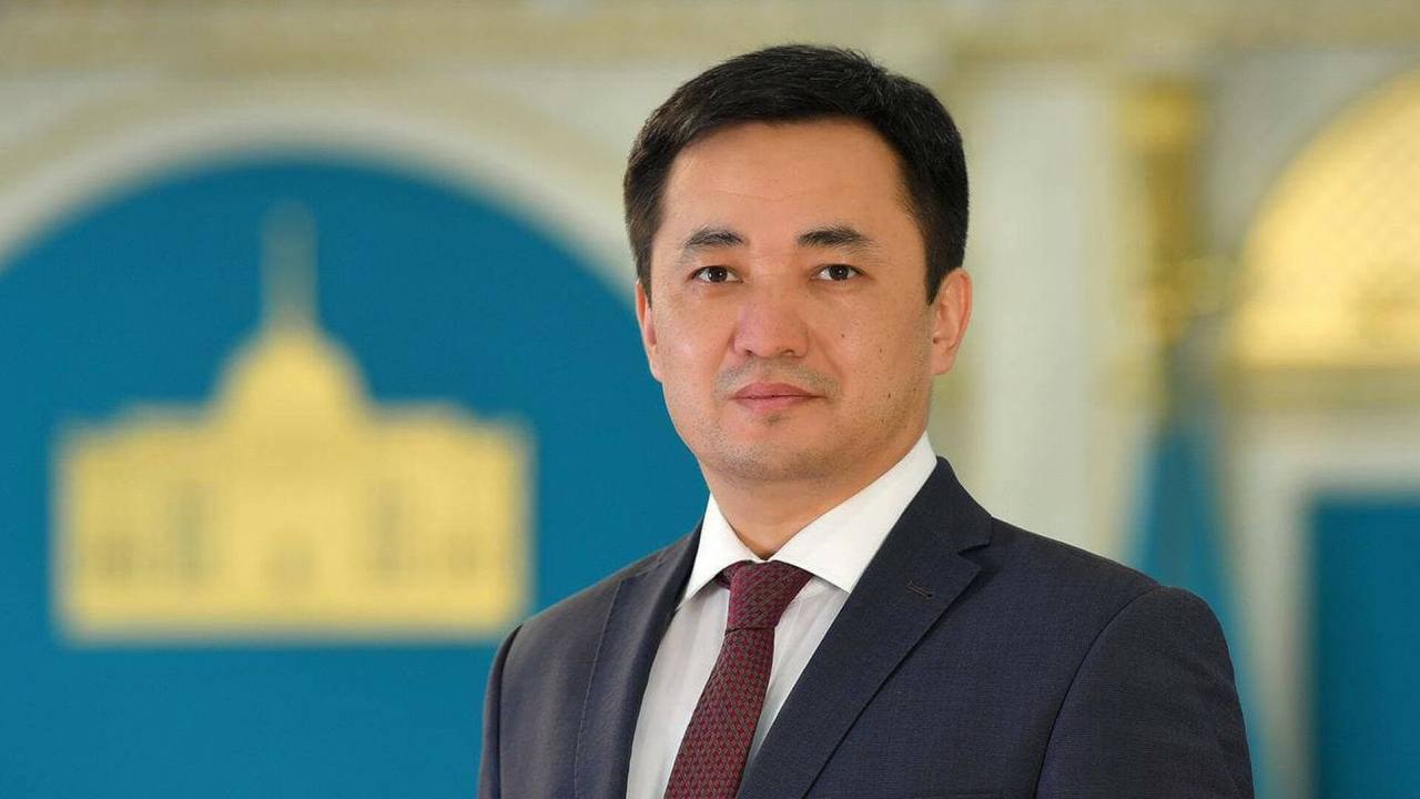 Айбек Дәдебаев ҚР Президенті Әкімшілігінің Басшысы болып тағайындалды