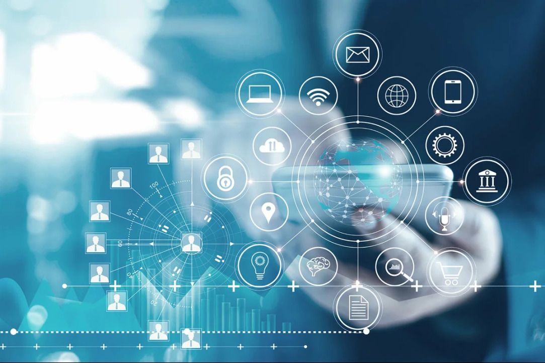 Мемлекеттік қызметтер смартфонда: цифрландыру мемлекеттік органдардың жұмысына қалай әсер етуде?