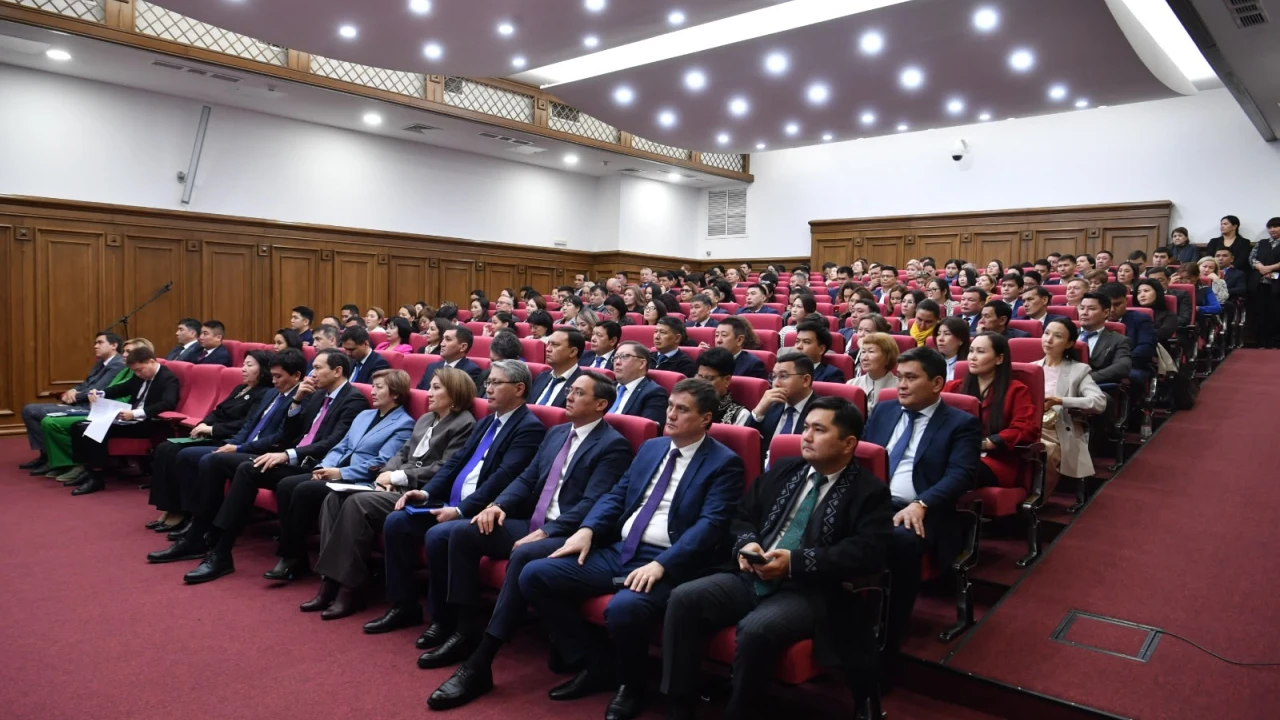 ҚР ПІБ-де сыбайлас жемқорлыққа қарсы заңнама талаптары түсіндірілді 