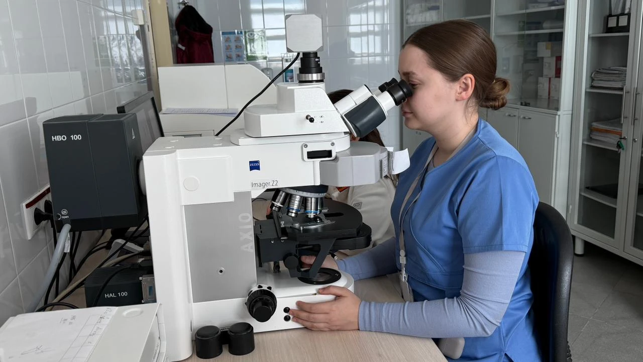 Медициналық орталық Ауруханасы тұқым қуалайтын ауруларды алдын ала анықтауға арналған геномдық диагностиканы дамытуда 