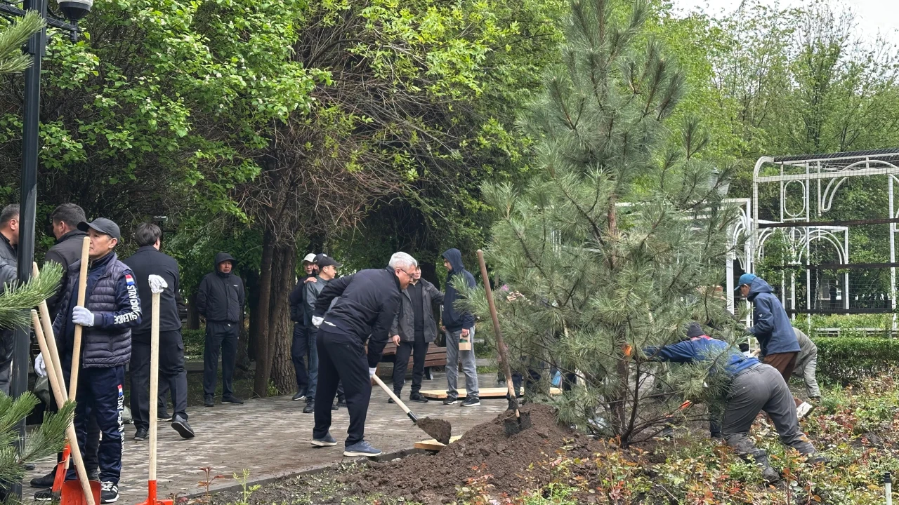 ҚР Президентінің Іс басқармасы жүйесінің қызметкерлері жалпыұлттық экологиялық акцияны жалғастыруда 