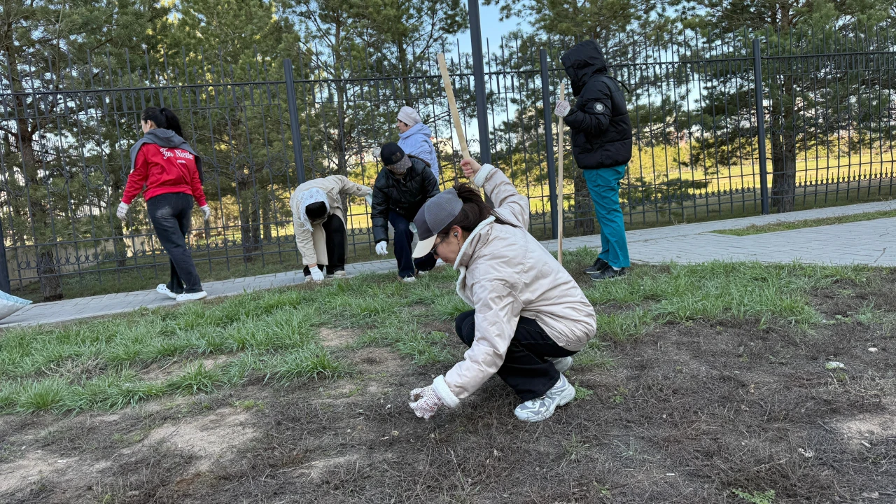 ҚР Президентінің Іс басқармасы жүйесінің қызметкерлері жалпыұлттық экологиялық акцияны жалғастыруда 