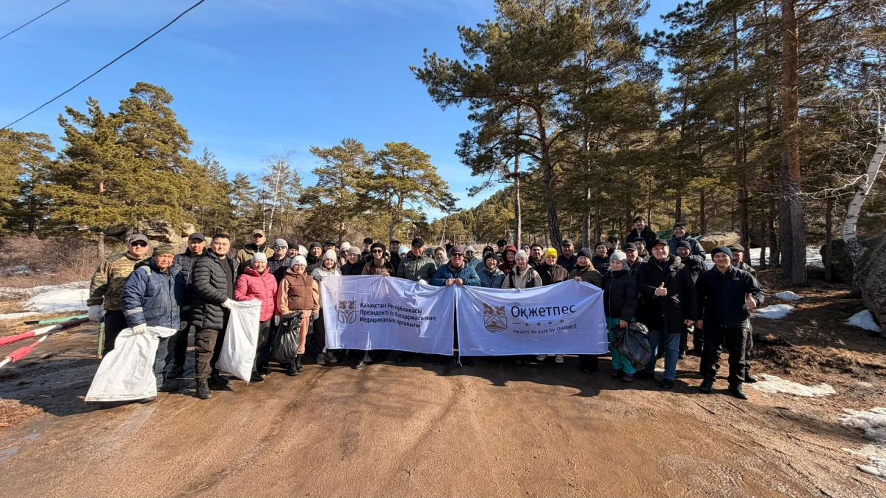 Эстафету чистоты и порядка поддержали в Бурабае 