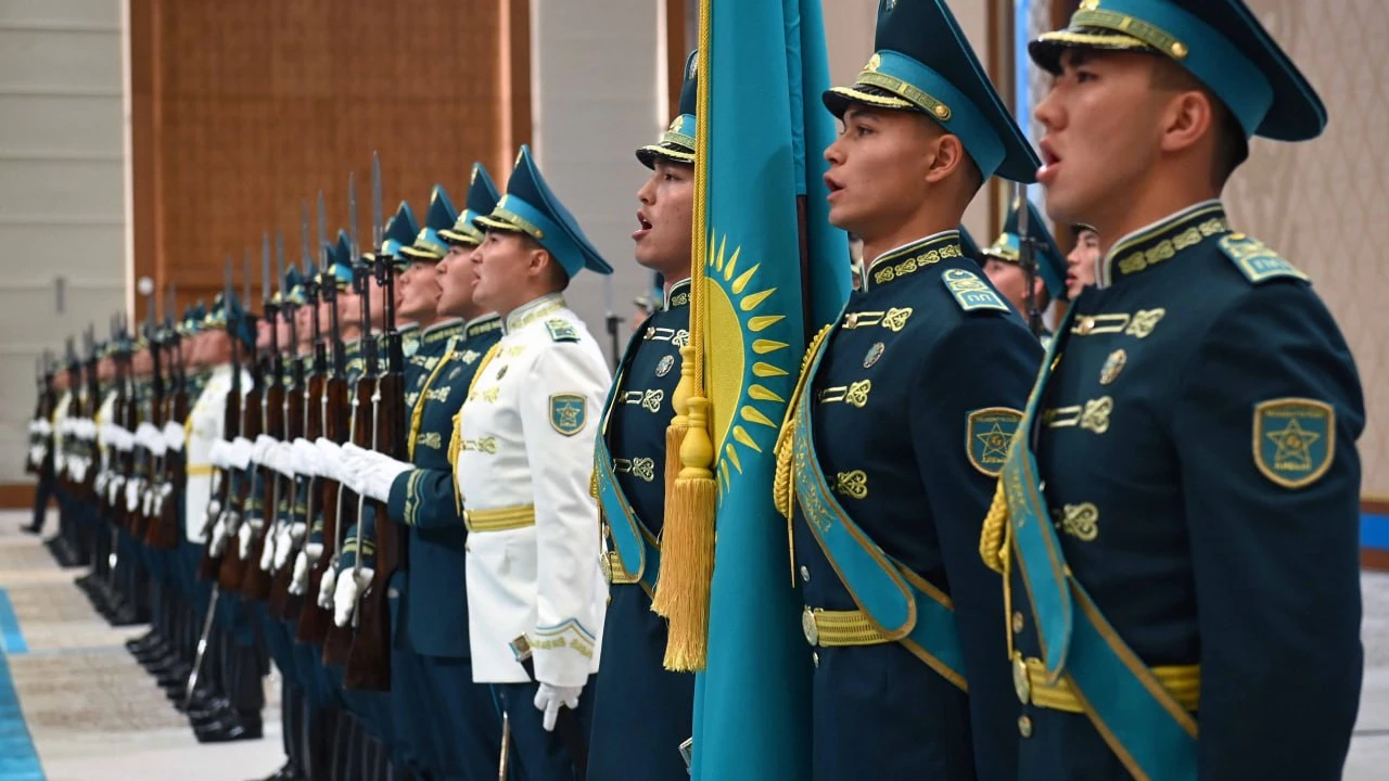 Во Дворце Независимости состоялась торжественная церемония встречи Президента Кипра 