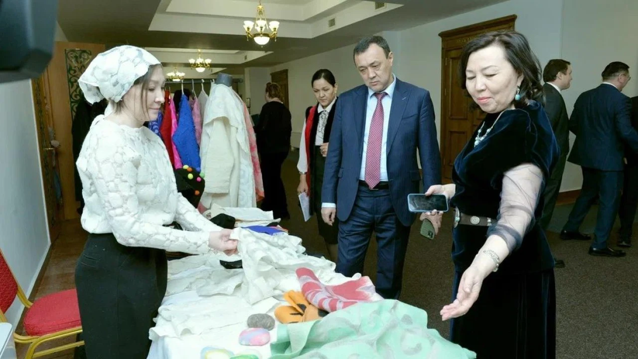 Всенародно любимый праздник Наурыз отметили в коллективе Управления делами Президента РК. 