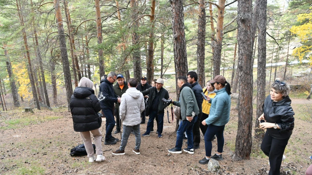 Пресс-тур для представителей СМИ провели в государственном национальном природном парке «Бурабай» Управления делами Президента РК 