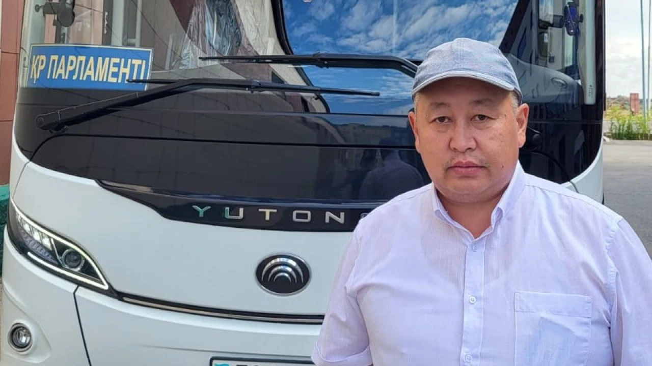 Более 20 лет за рулём: водитель Автохозяйства Канат Бельдеубаев о работе, которой гордится