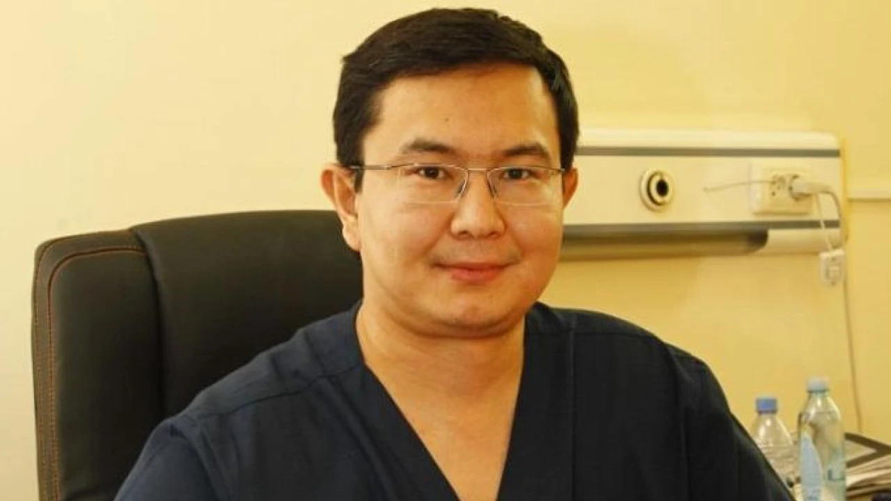 Врач-нейрохирург Национального госпиталя рассказал о достижениях казахстанской нейрохирургии