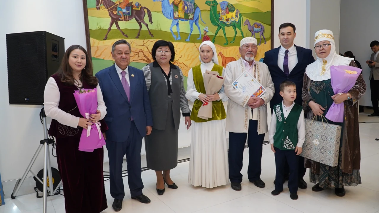 Президенттік орталықта «Менің отбасымның тарихы – Отанымның тарихы» дәстүрлі шежіре фестивалі өтті 