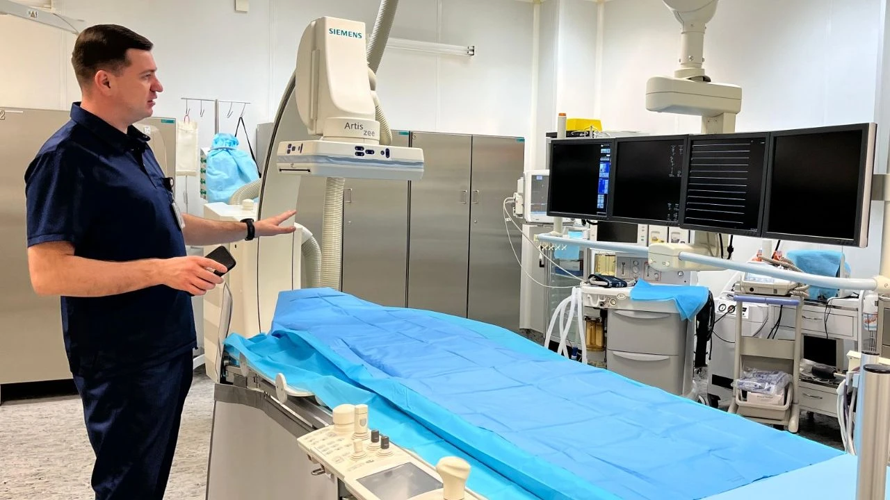 Когда счёт идёт на минуты: в Больнице МЦ внедряют новые технологии рентгенохирургии 