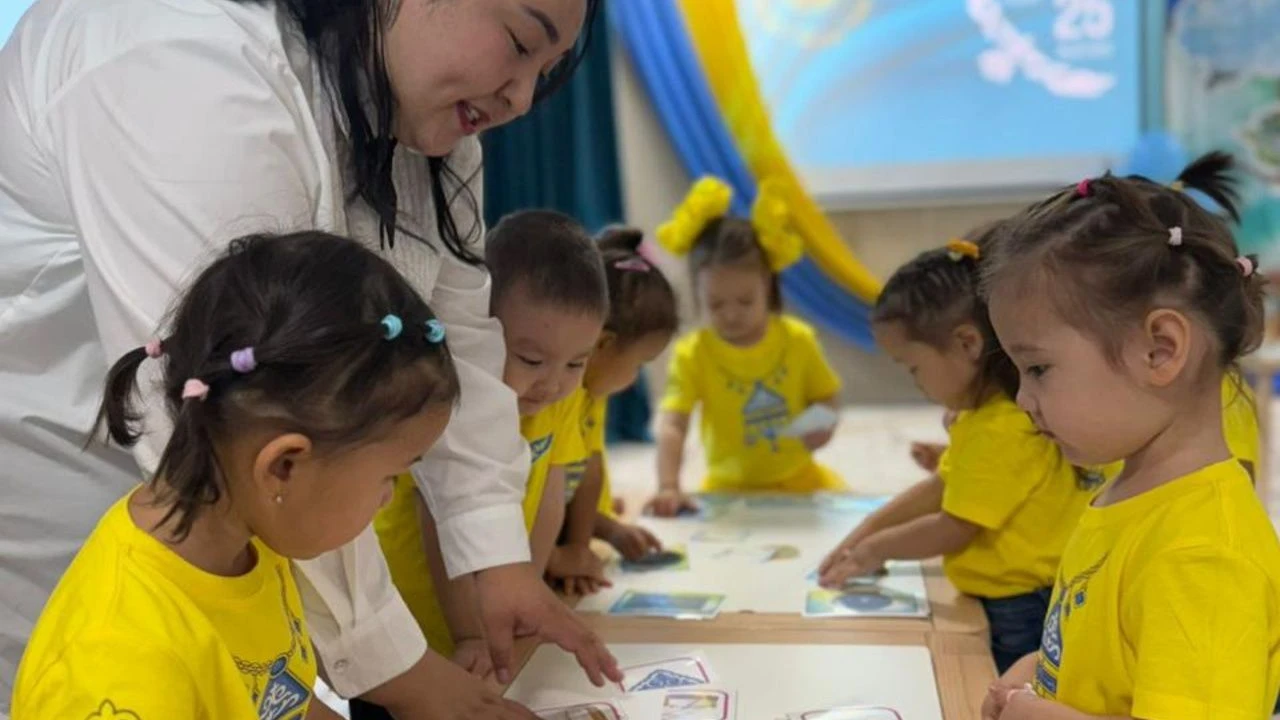 Баланың эмоционалдық жетілуі мен өзіне деген сенімділігін балабақша қалай қалыптастырады? 