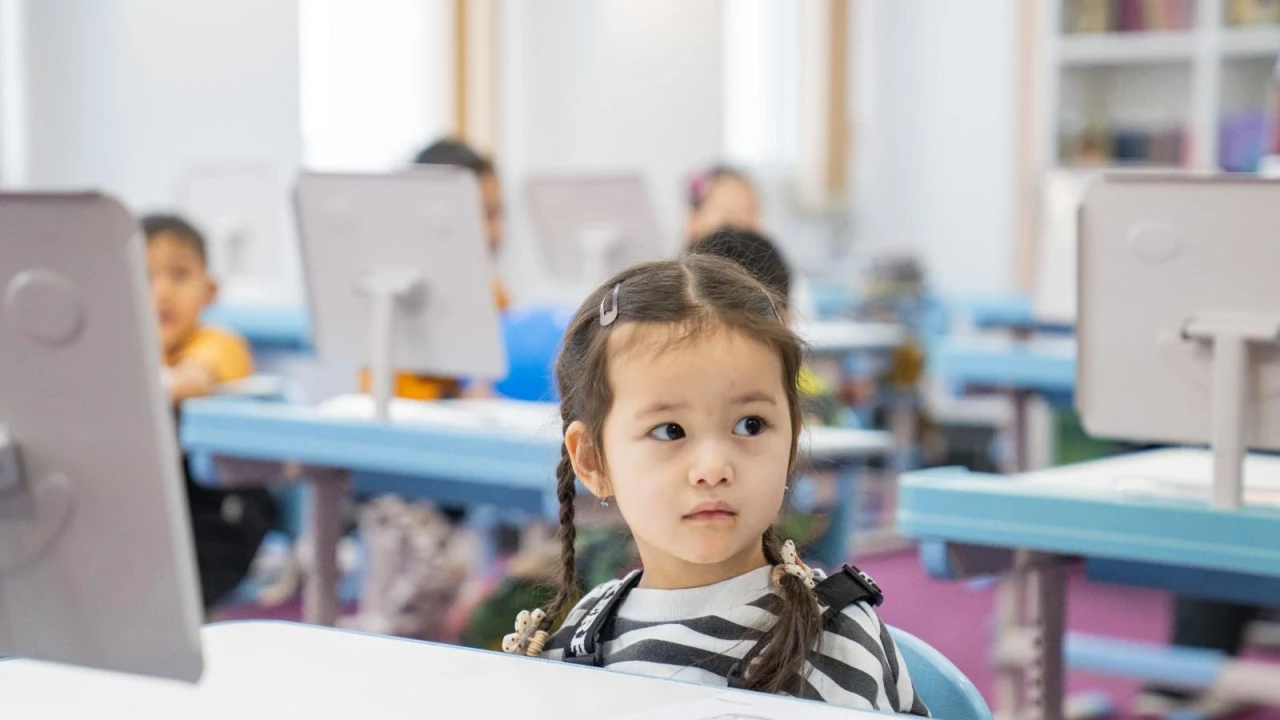 Баланың эмоционалдық жетілуі мен өзіне деген сенімділігін балабақша қалай қалыптастырады? 