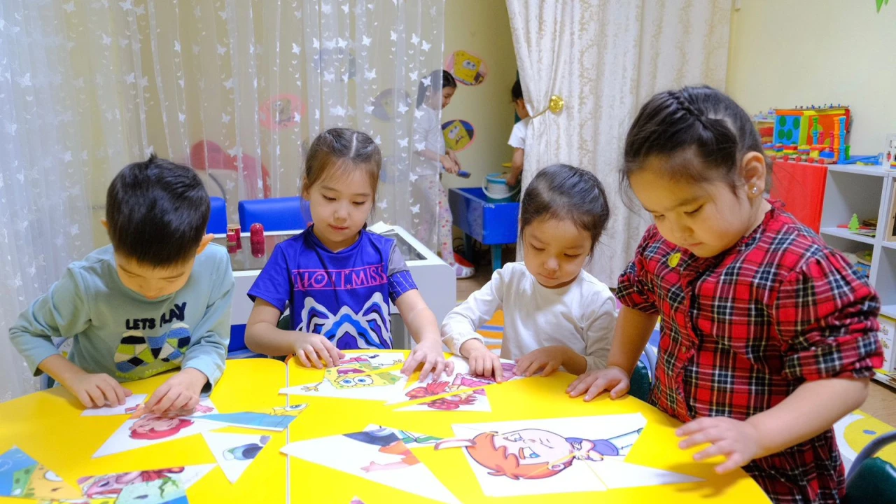 Баланың эмоционалдық жетілуі мен өзіне деген сенімділігін балабақша қалай қалыптастырады? 