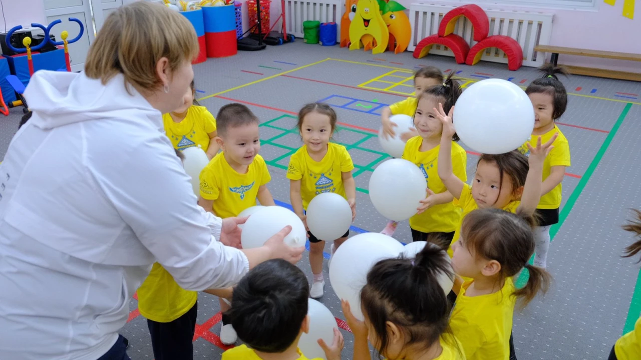 Баланың эмоционалдық жетілуі мен өзіне деген сенімділігін балабақша қалай қалыптастырады? 