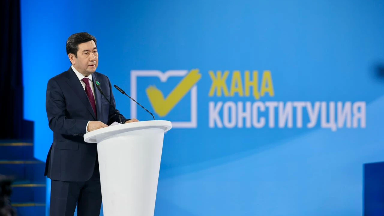 В Президентском центре прошло заседание Общенациональной коалиции за принятие новой Конституции 